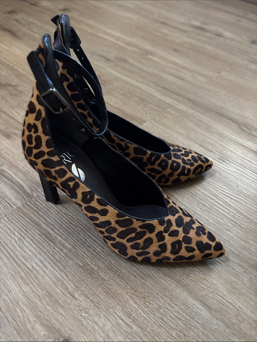 SARTO Leopard Print Ankle-Strap Pointed-Toe Heels - Brown/Black